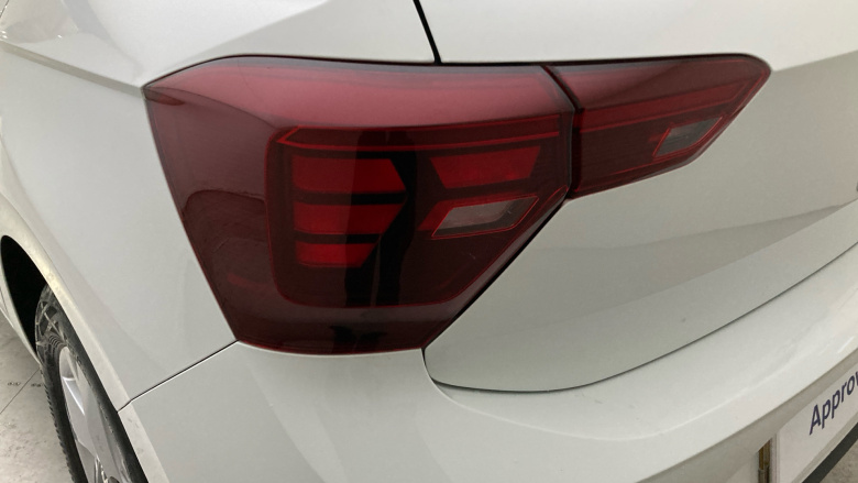 Volkswagen Polo 1.0 Life 5dr Petrol Hatchback